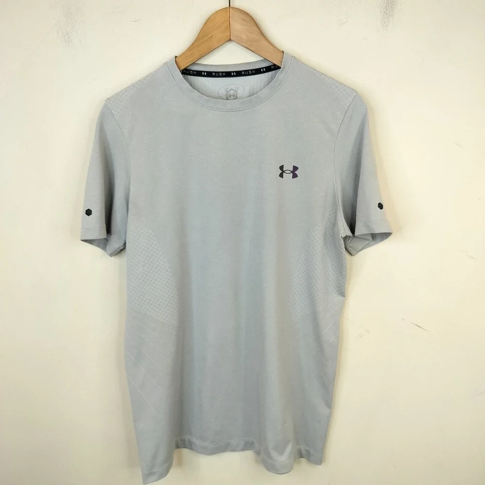 Under Armour Rush T-Shirt Celliant HeatGear Grey Seamless Athletic